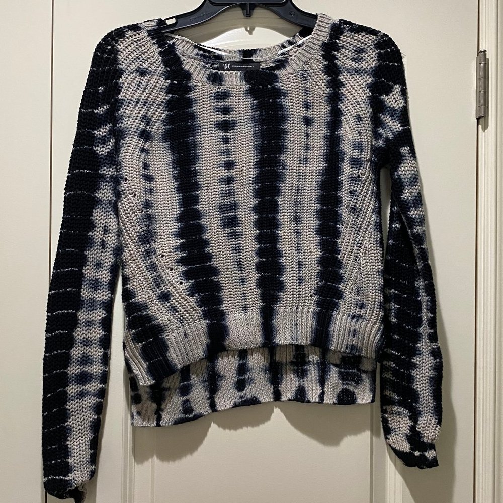 Navy/Beige Tie Dye High-low Knit Sweater